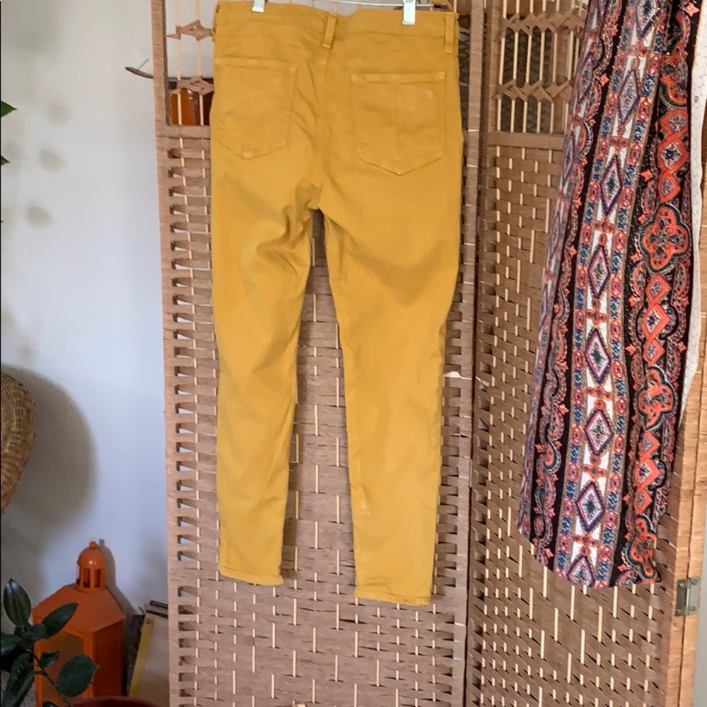 Rag & Bone mustard jeans with zipper on pant leg - Picture 3 of 4
